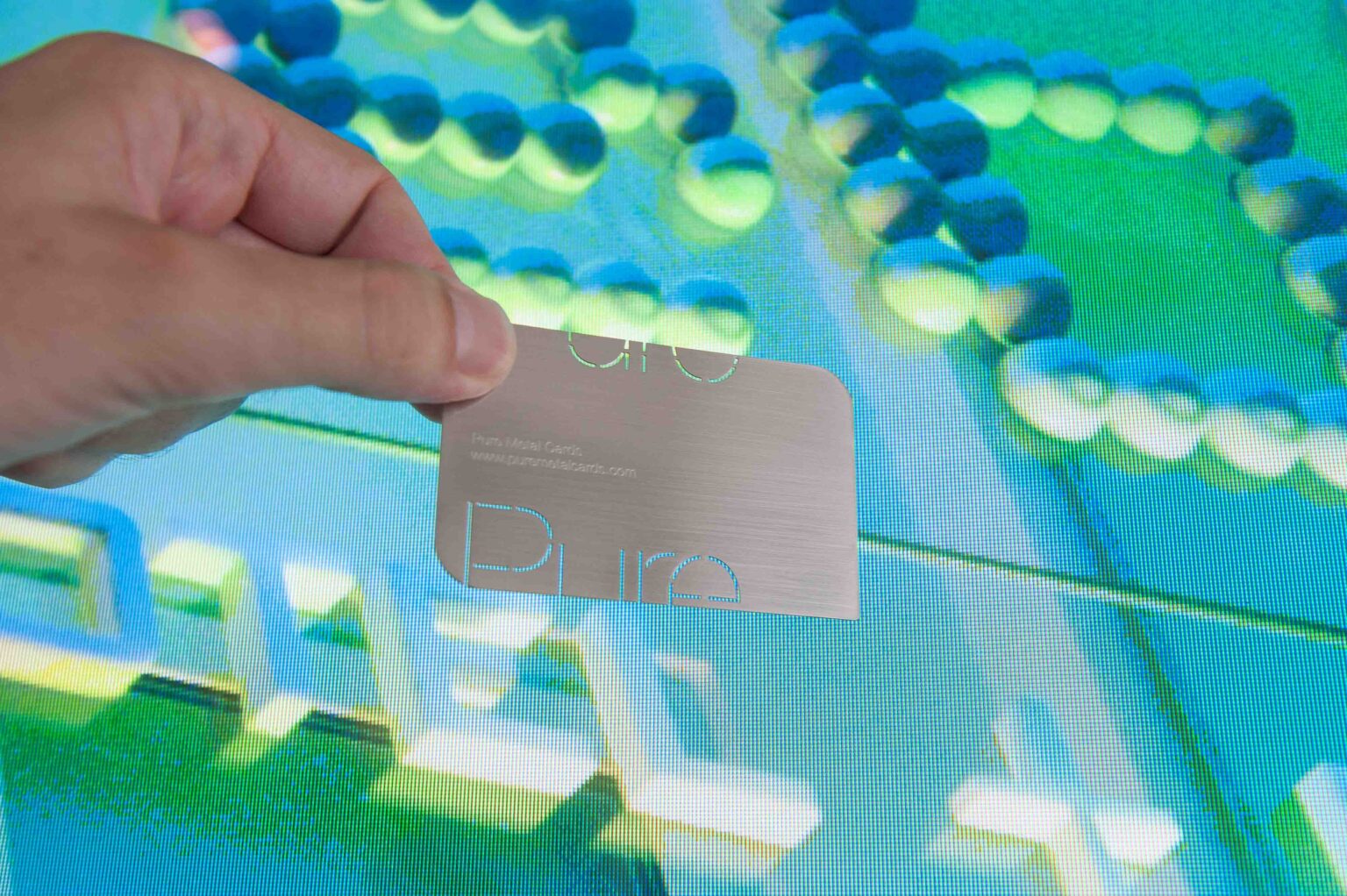 how-to-use-cut-thru-on-metal-business-cards-pure-metal-cards